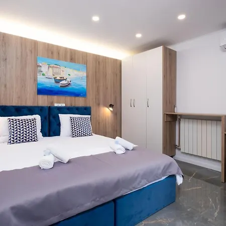 Providenca Annex アパート ムリニ