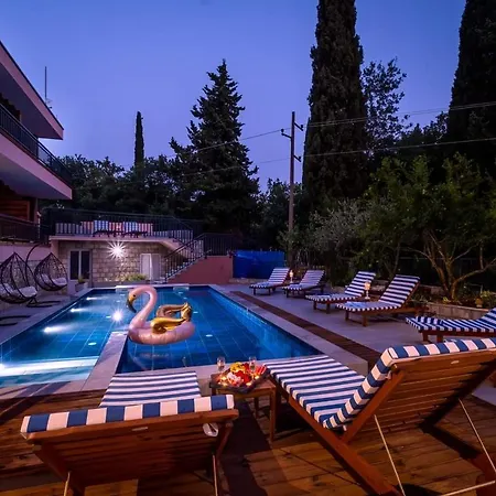 Providenca Annex 아파트